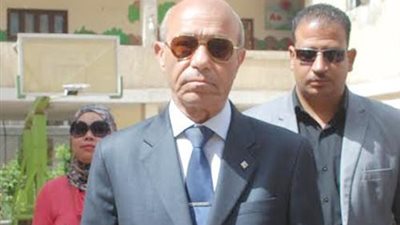 غلق مطعم شهير بسبب مخالفته لشروط الترخيص في مدينة نصر