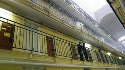 المحكمة الفرنسية تطلق سراح السجين المنسي «ميشيل كاردون»