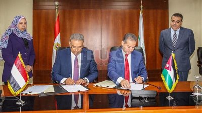 البريد المصري والأردني يتعاونان في التجارة الإلكترونية وتحويل الأموال