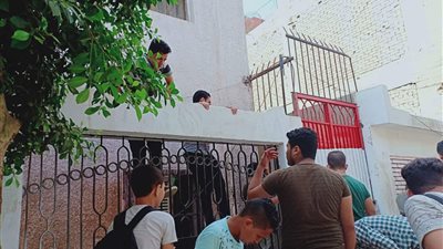 هروب جماعي من مدرسة الشاذلي الإعدادية بالمنوفية (صور)