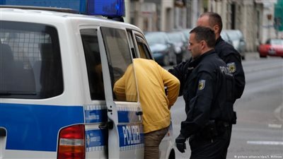 الشرطة الألمانية تلاحق عصابات الزواج الصوري