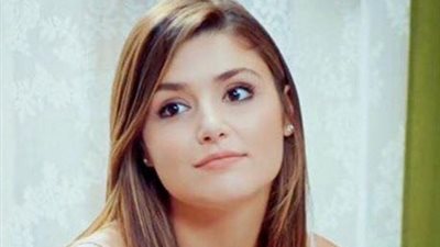 هاندا أرتشيل تحتفل بوصول عدد متابعيها لـ 3 ملايين