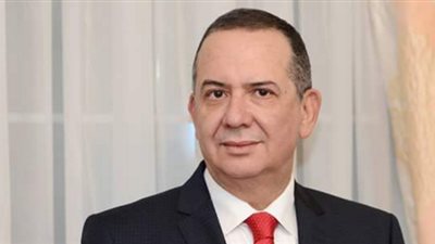 «عبد العال» يكشف أسباب أزمة الشركات السياحية 