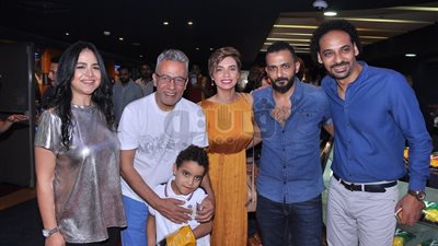 نجوم «قلب أمه» يحتفلون بالعرض الخاص للفيلم (صور)