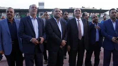 أبو طالب يهنئ جماهير بورسعيد على العودة للمدرجات