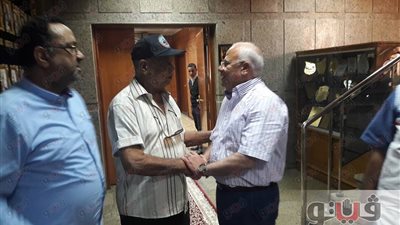 بالصور.. محافظ بورسعيد يستقبل «أحمد هلال» أحد أبطال المقاومة الشعبية