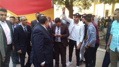 رئيس جامعة حلوان يتفقد الكليات (صور)