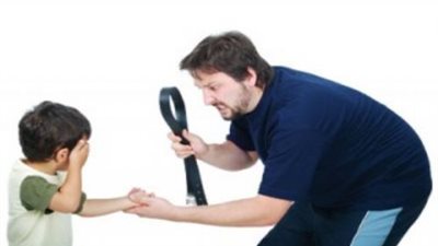 فرنسا تتحرك نحو فرض حظر كامل على ضرب الأطفال