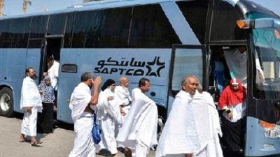 «العليا للحج» تستثني قائدي حافلات العمرة من رسوم التكرار