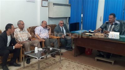 بالصور.. برلماني بالفيوم: حل أزمة انقطاع المياه بسنورس خلال ساعات