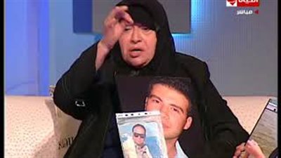 والدة شهيد: حسبي الله ونعم الوكيل في أردوغان وتميم (فيديو)