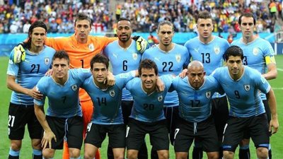 منتخب أوروجواي يختتم استعداداته لمواجهة الفراعنة في المونديال