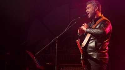 «وسط البلد» تبدع في «بنطلوني الجينز» لأول مرة لايف بالساقية (صور)