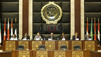 وزير الصناعة: نهتم بالمشروعات الصغيرة لتقليل البطالة