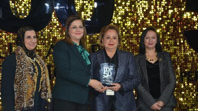 وزيرة التخطيط تكرم أقوى 50 سيدة في مؤسسات الأعمال بالسوق المصرية