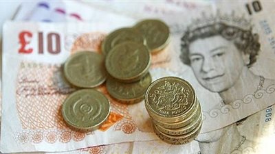 «الإسترليني» يهبط إلى أدنى مستوى في عامين ونصف أمام اليورو