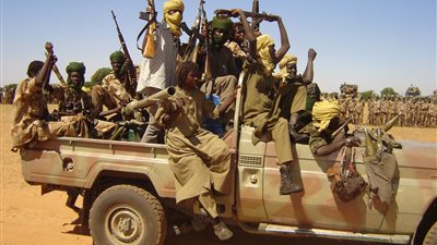 ميليشيات الجنجويد.. من التحالف إلى الانقلاب على البشير «تقرير»