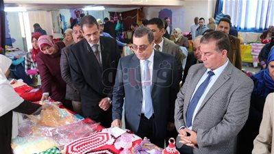 افتتاح معرض «كنوز الفيوم» للصناعات اليدوية (صور)