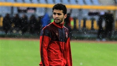 برنامج ألماني لتأهيل لاعب الأهلي بعد جراحة الصليبي