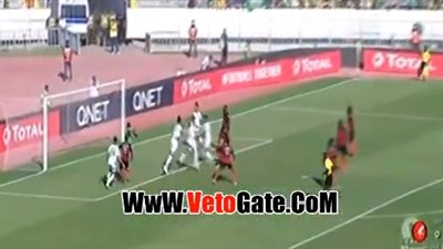 الرجاء يتقدم على كارا برازافيل الكونغولي 1/ 0 في الشوط الأول (فيديو)