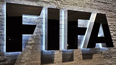 «الفيفا» يمنع ريال مدريد وأتليتكو من التعاقدات حتى 2018