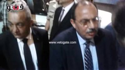 بالفيديو.. محافظ الإسكندرية يهنئ الأقباط بالكنيسة المرقسية