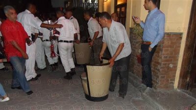 بالصور.. حملة لإغلاق الكافيهات المخالفة بالزمالك