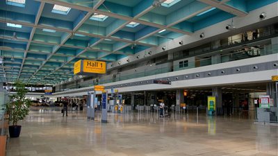 إخلاء مطار مرسيليا بفرنسا بعد الاشتباه في جسم غريب