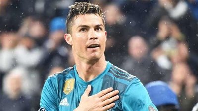 رونالدو وديبالا يقودان هجوم يوفنتوس أمام فروسينوني