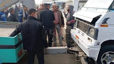 رفع إشغالات مواقف السيارات بالجيزة (صور)