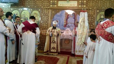 بالصور.. نواب البرلمان يهنئون الأقباط بـ«عيد القيامة» في الشرقية