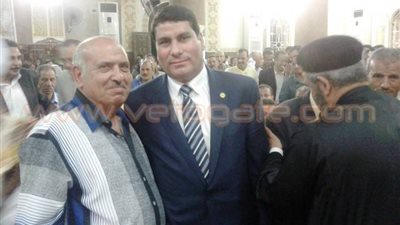 بالصور.. نائب دائرة إهناسيا يهنئ الأقباط بـ«عيد القيامة»