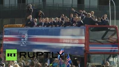 بالفيديو.. أيسلندا تستقبل أفراد منتخبها لكرة القدم كأبطال