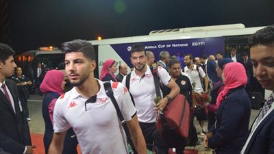 منتخب تونس يصل مطار القاهرة لخوض البطولة الأفريقية (صور)