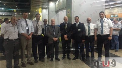 رئيس «المصرية لخدمات الطيران» يتفقد نقل حجاج الخطوط السعودية.. كامل: 5 دقائق لإنهاء إجراءات السفر.. فرق خاصة لمساعدة المسنين والحالات الخاصة.. وحل أزمة تكدس المعتمرين وراء التعاقد مع شركات ا