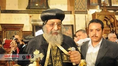 البابا تواضروس يستقبل عمرو موسى