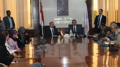 سعفان: رصد 100 مليون جنيه لشهادات أمان للعمالة غير المنتظمة (صور)