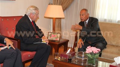 أبو الغيط يستقبل مبعوث فرنسا لعملية السلام في الشرق الأوسط