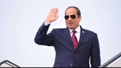 مطار القاهرة يصرف الموظفين مبكرا استعدادا لوصول الرئيس