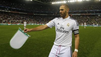 كريم بنزيمة يخوض لقاءه الـ400 مع ريـال مدريد