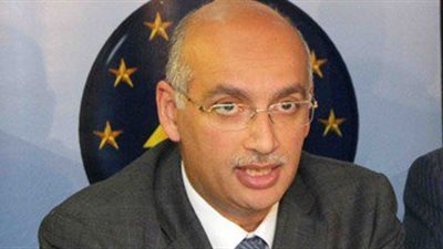 وزير التعليم الفني: مِنَح تدريبية للطلاب بالشركات الكبرى