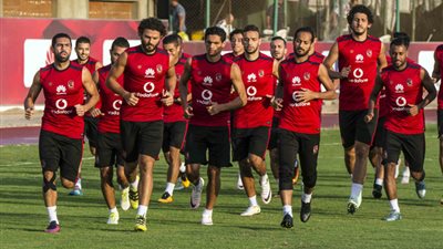 الأهلي يستأنف تدريباته تحت قيادة «أيوب».. اليوم