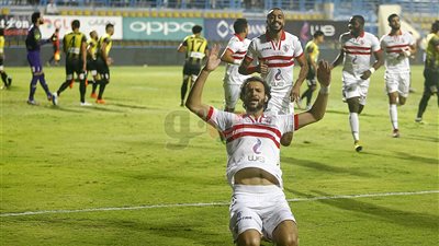 الزمالك يخطف فوزا صعبا على المقاولون 2 / 1 ويتصدر الدوري