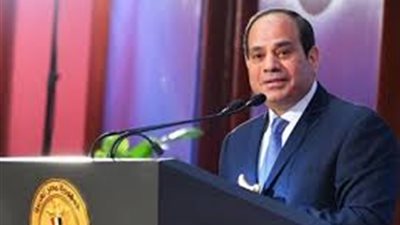 السيسي يطلق مبادرة «نور حياة».. يكرم نماذج من المتبرعين لـ«تحيا مصر».. الكشف على 10 ملايين طالب بالابتدائية.. فحص 2 مليون مواطن.. توفير مليون نظارة طبية.. وإجراء 250 ألف جراحة في ا