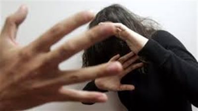 أبشع جرائم القتل في 3 أيام.. تعذيب طفلة حتى الموت بسبب تبولها على نفسها بالسلام.. ذبح زوجته وجلس يطفئ السجائر في جثتها بالمعصرة.. تعليق طفل رضيع في مروحة السقف بسبب بكائه.. وزوجة تقطع زوجها بالمنشار