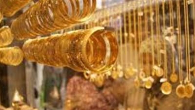 انخفاض أسعار الذهب وسط جني للأرباح مع تعافي الدولار