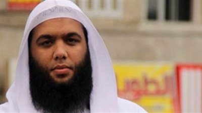 حاتم الحويني: لبس سلاسل الفضة للرجال حرام