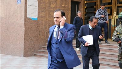 «نائب رئيس الغد» ينسى ورقة الكشف الطبي قبل دقائق من غلق باب الترشح