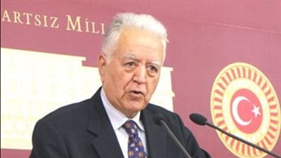 وفد حزب الشعب التركى المعارض يغادر القاهرة