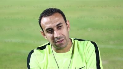طارق السعيد: «مرتضى منصور كان هيرجعني الزمالك عندا في الألتراس»